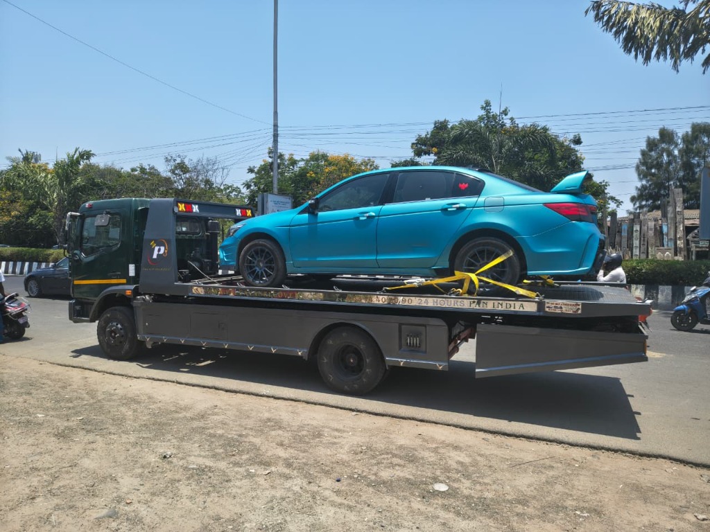 Fleet Gallery Photo 14 - Modified Civic Tow